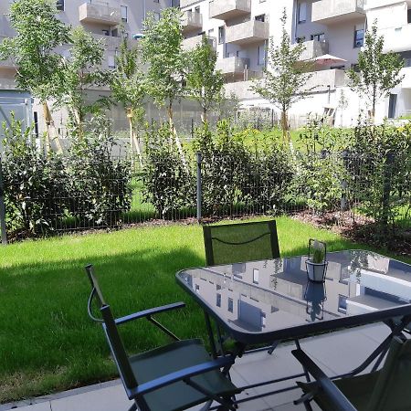 Le Carre Des Fleurs Apartment Страсбург Екстериор снимка